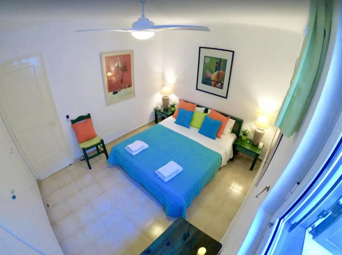 Afrodite Villa On The Sea أورنوس 0*,